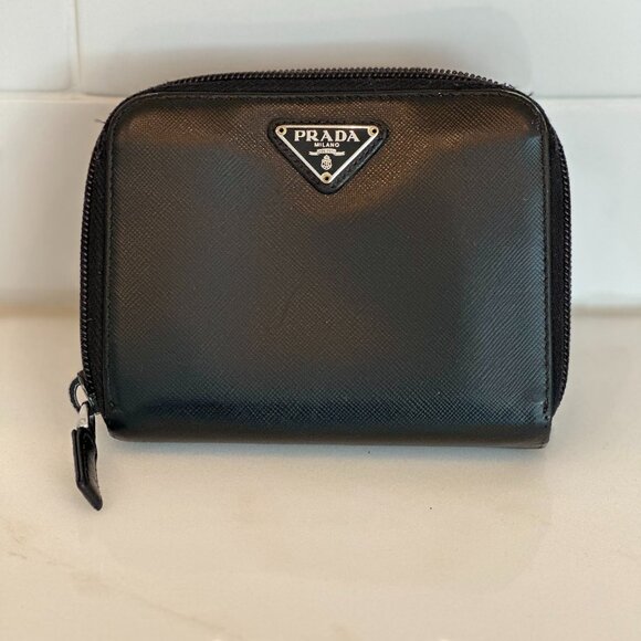 Prada Black Saffiano Leather Wallet - Picture 1 of 6